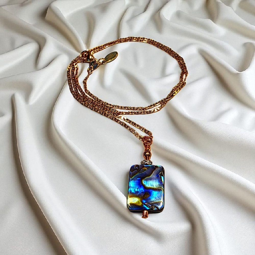SALE!! Iridescent Shell Pendant and Rose Gold Necklace - Picture 3 of 5